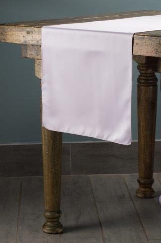 Matte Lamour Lilac table runner